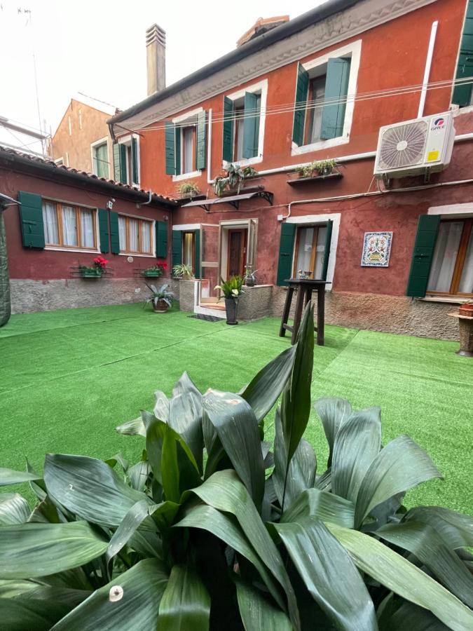 King's Garden Guest house *
